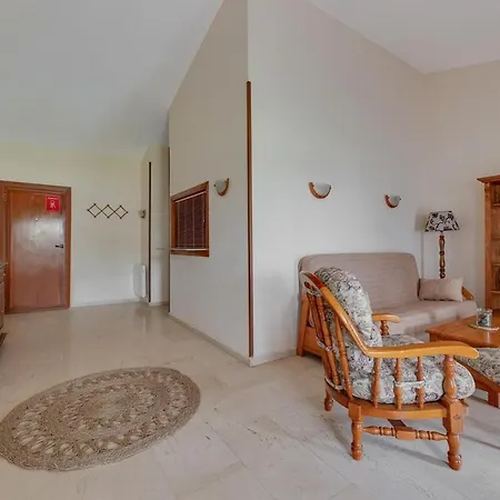 Beautiful 100 Meters From The Sea *